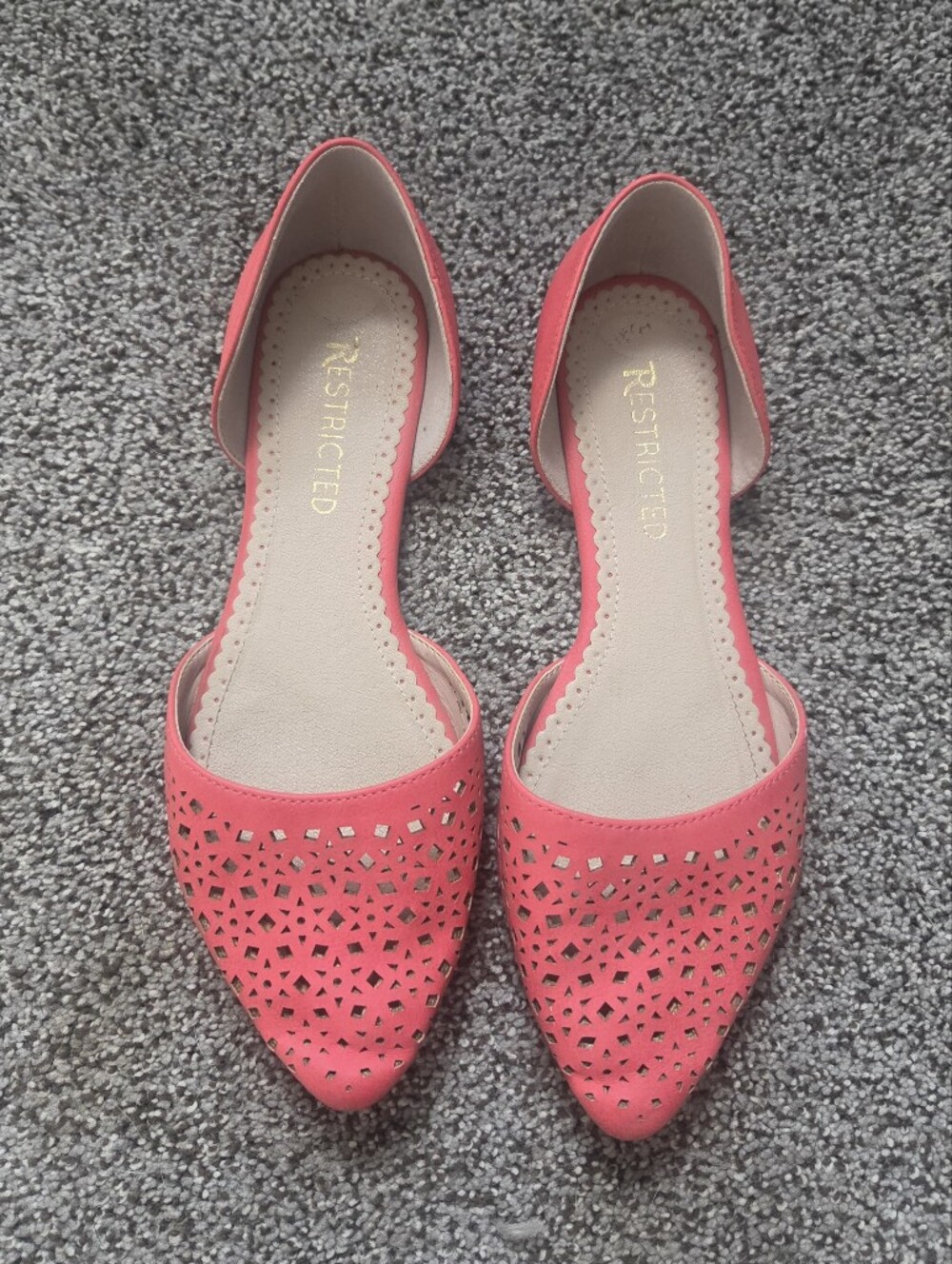 Restricted Coral Pink Laser Cut Scalloped D'Orsay Flats - Size 6.5